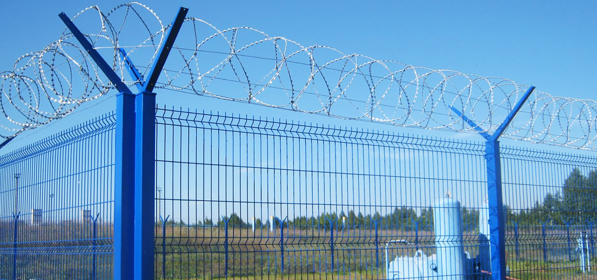 welded fence