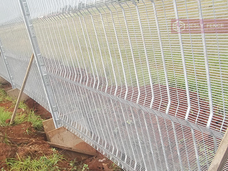 358 anti-cut mesh fencing panels