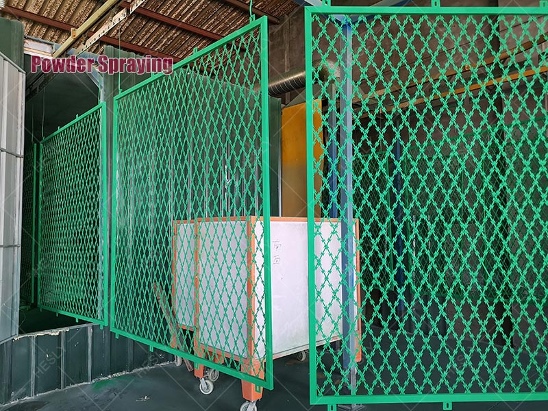 Diamond Razor Mesh Fence China