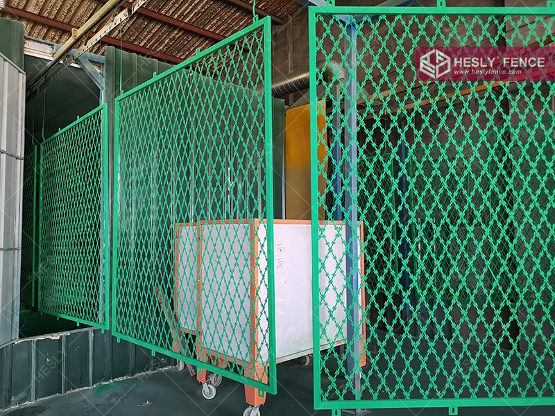 green razor mesh fencing China