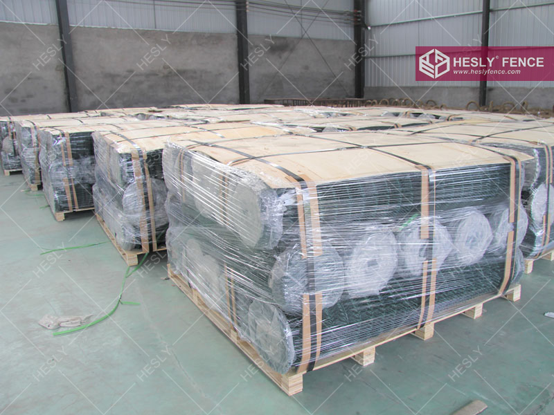 PVC chain link fencing
