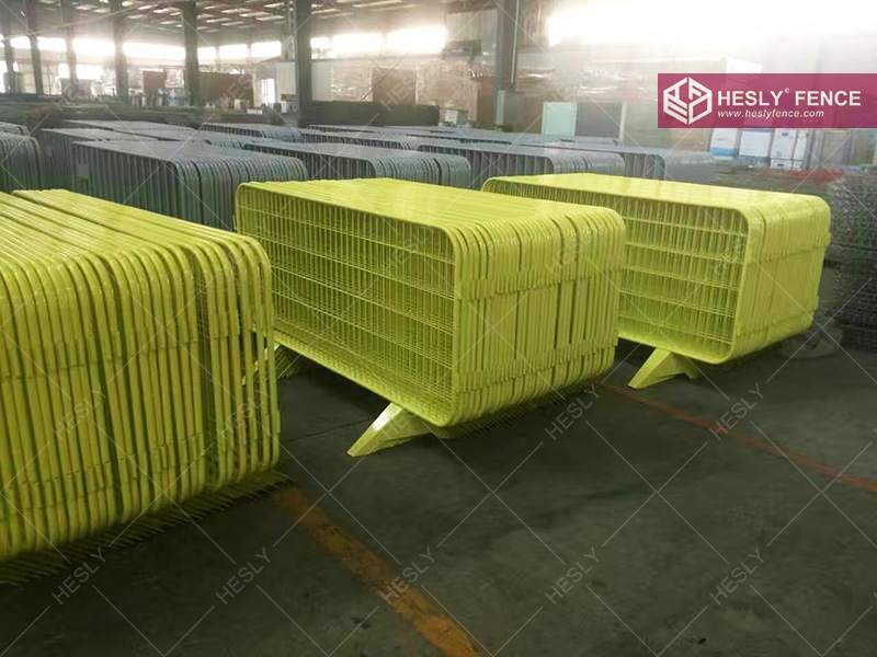 China crowd control barrier supplier