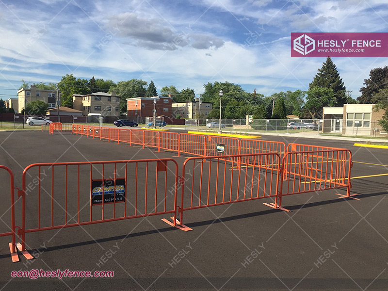 crowd control barriers