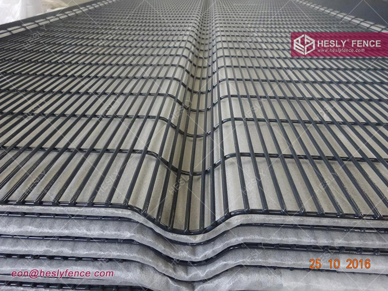 Clear VU mesh fencing