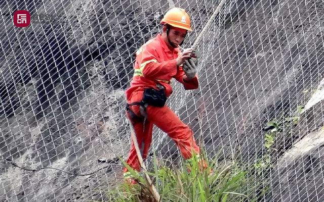 debris flow protection netting