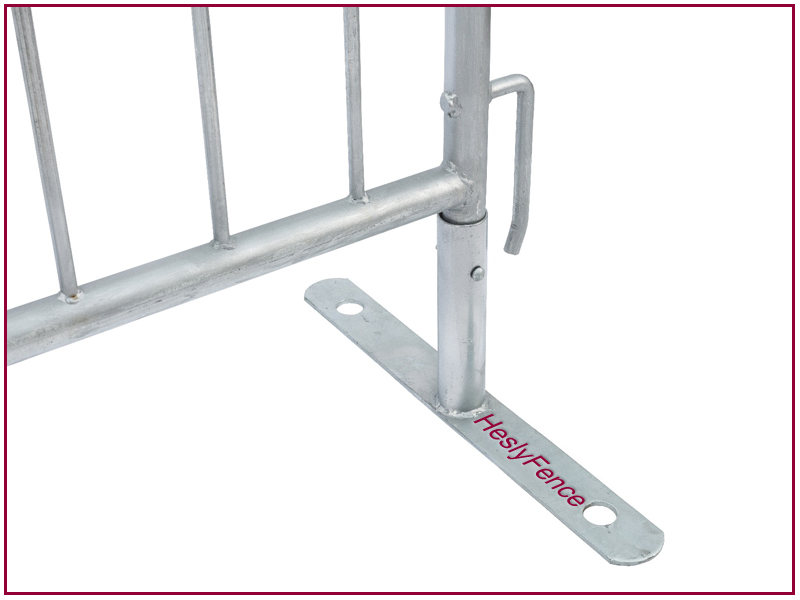 Flat Feet Crowd Barrier